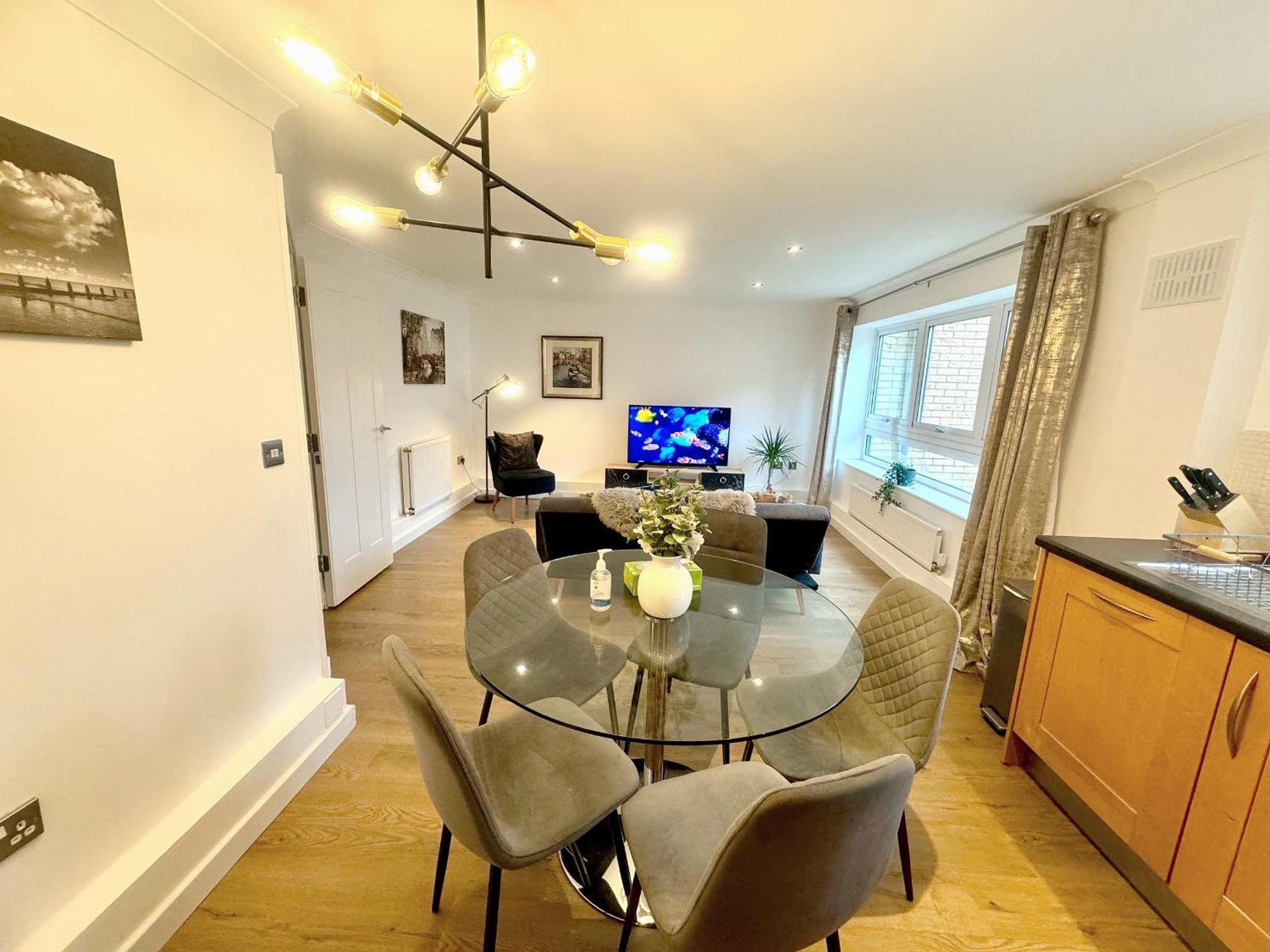 Kiwi Tree Serviced Apartment CBG エクステリア 写真